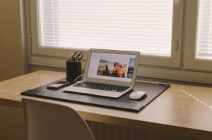 clean desk